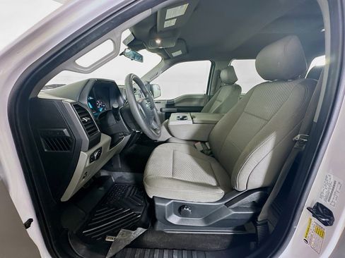 Used 2020 Ford F150 XLT image 13