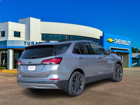 Used 2024 Chevrolet Equinox RS FWD image 7