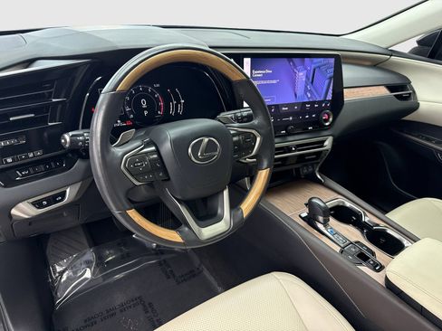 Used 2024 Lexus RX 350 Premium w/ Accessory Package (Z1) FWD image 18