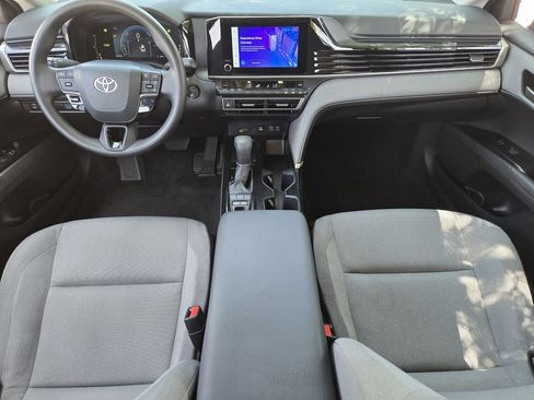 Used 2025 Toyota Camry LE FWD image 18