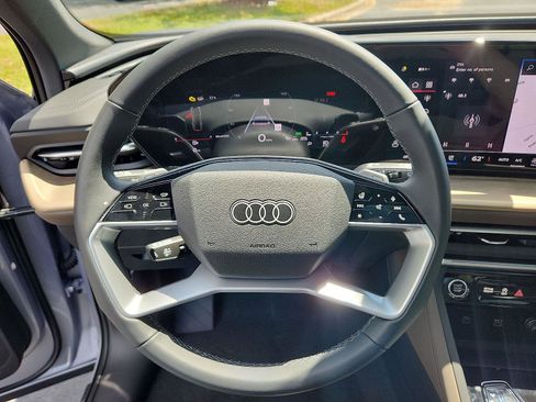 New 2025 Audi Q5 Premium Plus image 13