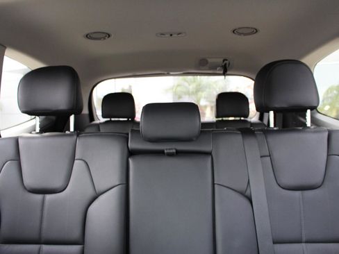 Certified 2024 Kia Telluride EX image 30