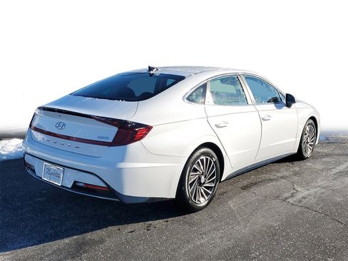 Certified 2023 Hyundai Sonata SEL w/ Cargo Package image 4