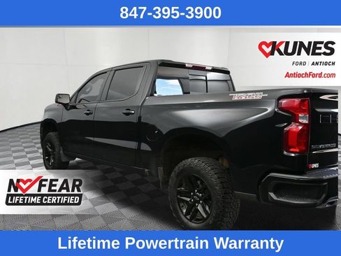 Used 2024 Chevrolet Silverado 1500 LT Trail Boss w/ Convenience Package II AWD/4WD image 8