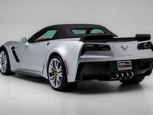 Used 2019 Chevrolet Corvette Z06 image 3