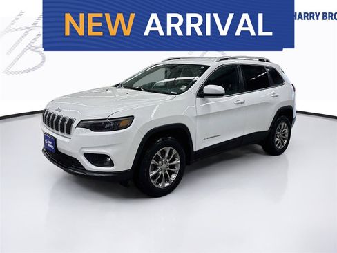Used 2019 Jeep Cherokee Latitude Plus AWD/4WD image 1