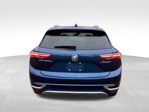 Used 2023 Buick Envision Avenir image 3