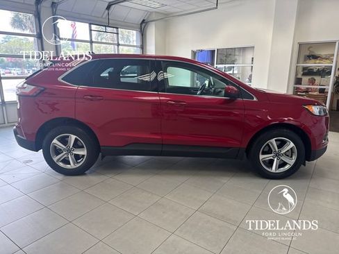 Certified 2022 Ford Edge SEL w/ Convenience Package AWD/4WD image 10