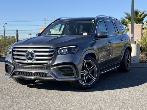 New 2026 Mercedes-Benz GLS 450 4MATIC image 2