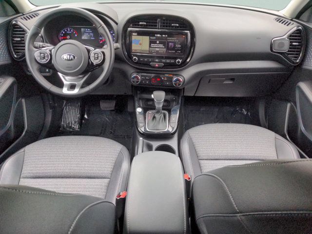 Used 2020 Kia Soul EX w/ Option Group 015 FWD image 14