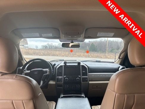 Used 2019 Ford F350 Lariat w/ Lariat Value Package image 10