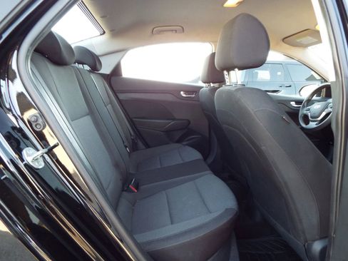 Used 2021 Hyundai Accent SE image 23