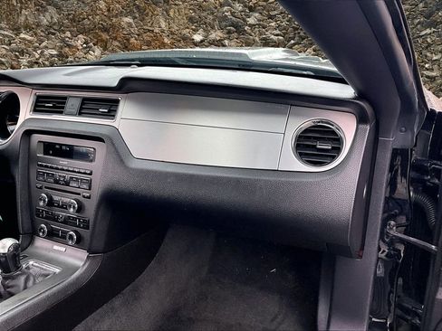 Used 2012 Ford Mustang Premium image 14