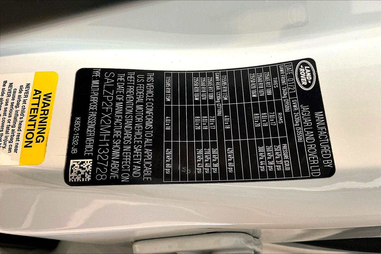 Used 2021 Land Rover Range Rover Evoque SE AWD/4WD image 19