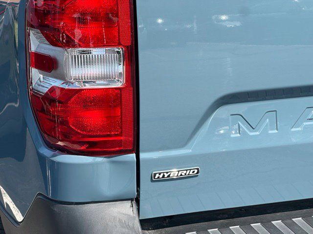 Used 2022 Ford Maverick Lariat w/ Lariat Luxury Package FWD image 10