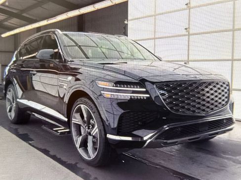 Used 2025 Genesis GV80 3.5T Prestige image 4