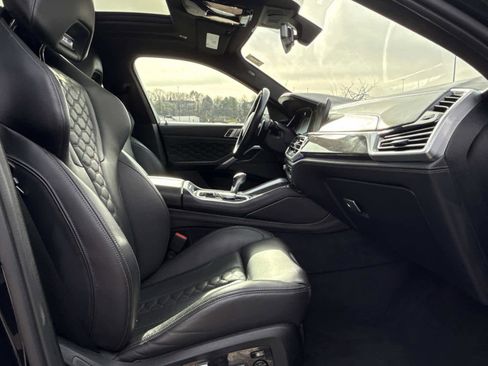 Used 2022 BMW X6 M w/ Executive Package image 16