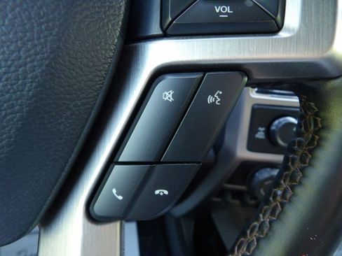 Used 2019 Ford F150 Platinum w/ Equipment Group 701A Luxury AWD/4WD image 21