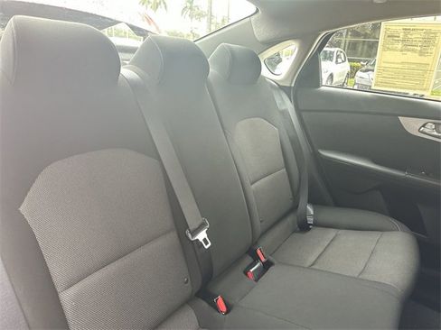 Used 2023 Kia Forte LXS image 27