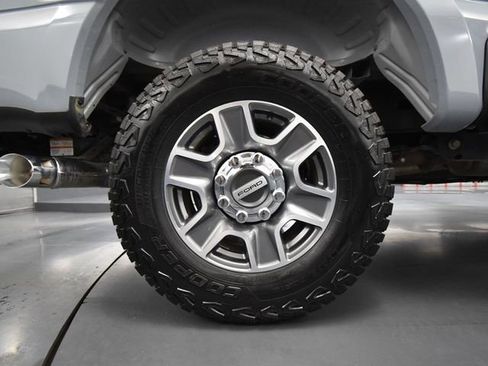 Used 2024 Ford F250 Lariat image 15