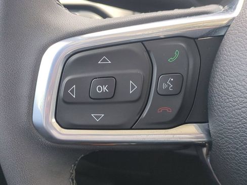 Used 2025 Jeep Wrangler Unlimited Sahara w/ Safety Group AWD/4WD image 26