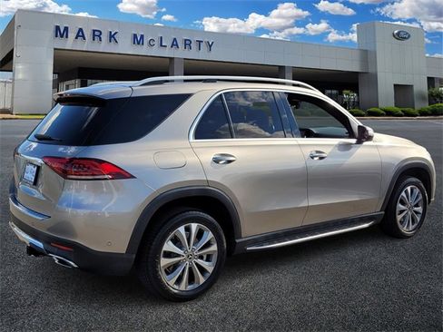 Used 2020 Mercedes-Benz GLE 350 4MATIC image 3