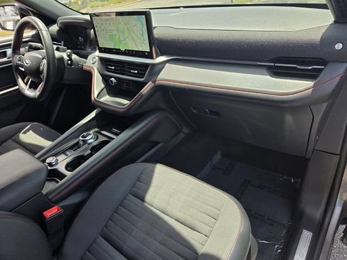 Certified 2025 Ford Explorer ST-Line AWD/4WD image 19