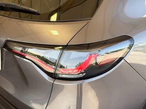 Used 2025 Honda HR-V LX image 26