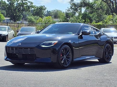 Used 2024 Nissan Z Performance w/ Floor Mat Package RWD image 3