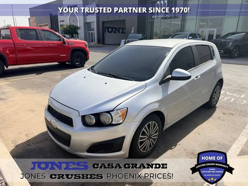 Used 2013 Chevrolet Sonic LS FWD image 1