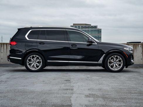 Used 2022 BMW X7 xDrive40i w/ Premium Package AWD/4WD image 6