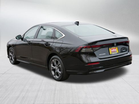 Certified 2025 Honda Accord EX-L image 5
