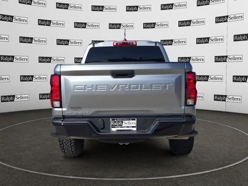 Used 2024 Chevrolet Colorado Trail Boss image 5