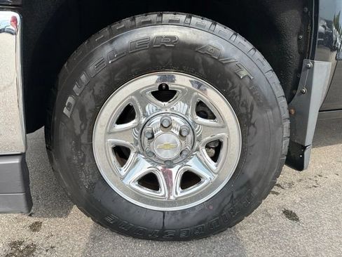 Used 2018 Chevrolet Silverado 1500 LS w/ Trailering Package AWD/4WD image 11