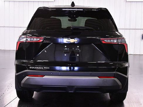 Used 2025 Chevrolet Equinox LT w/ Safety and Technology Package image 6