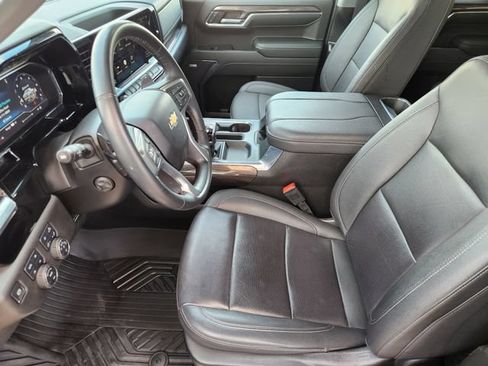 Used 2024 Chevrolet Silverado 1500 LTZ AWD/4WD image 10