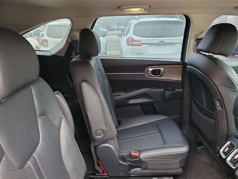 Used 2023 Kia Sorento X-Line EX image 35