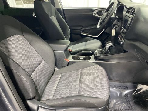 Used 2024 Kia Soul LX w/ Option Group 015 image 24