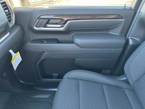 New 2026 GMC Sierra 2500 SLE w/ SLE Value Package; image 26