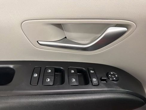 Used 2023 Hyundai Tucson SE image 27