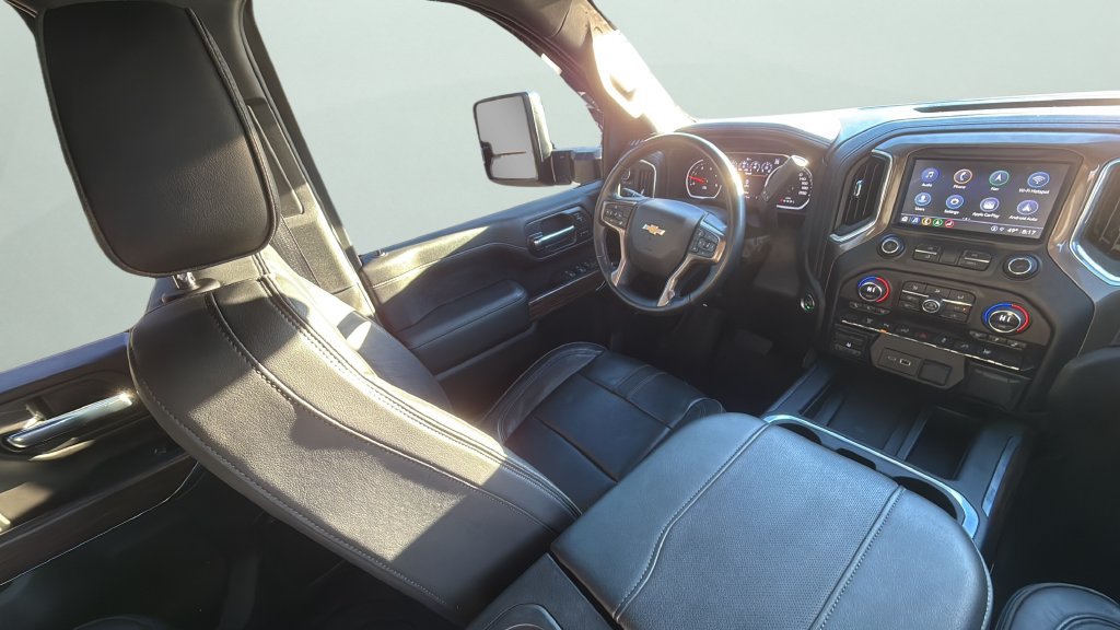 Used 2023 Chevrolet Silverado 3500 High Country AWD/4WD image 19