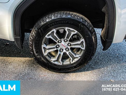 Used 2025 GMC Sierra 1500 SLT RWD image 15