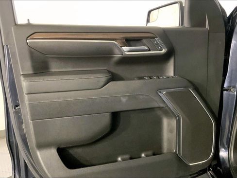 Used 2023 Chevrolet Silverado 1500 LT AWD/4WD image 26