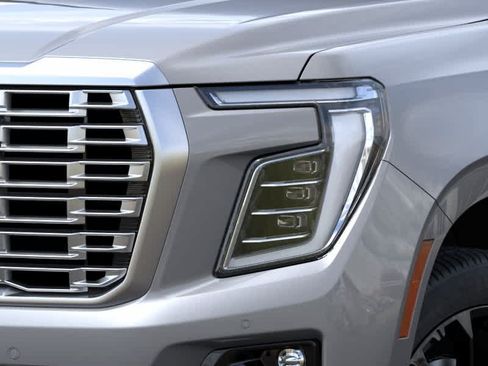 New 2026 GMC Yukon XL Denali w/ Denali Reserve Package AWD/4WD image 10