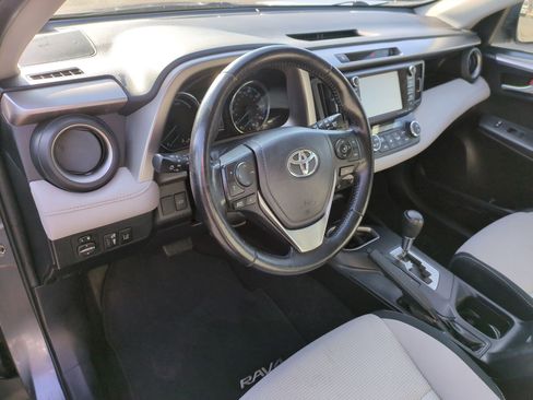 Used 2017 Toyota RAV4 XLE image 16