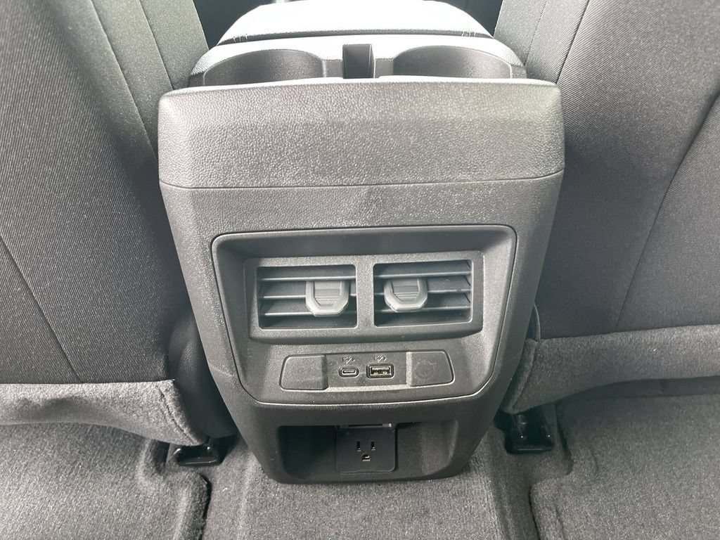 New 2026 GMC Canyon Elevation w/ Convenience Package RWD image 21