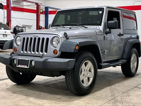 Used 2013 Jeep Wrangler Sport AWD/4WD image 31
