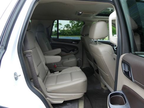 Used 2017 Chevrolet Tahoe Premier AWD/4WD image 34