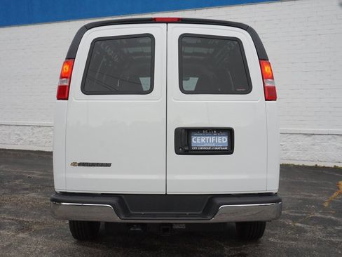 Certified 2025 Chevrolet Express 3500 w/ Driver Convenience Package image 6