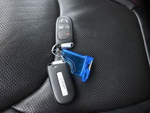 Used 2022 Jeep Cherokee Trailhawk w/ Premium Leather Package image 51